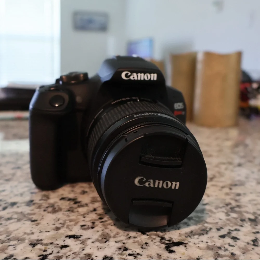 Canon Rebel t7 Black DSLR Camera